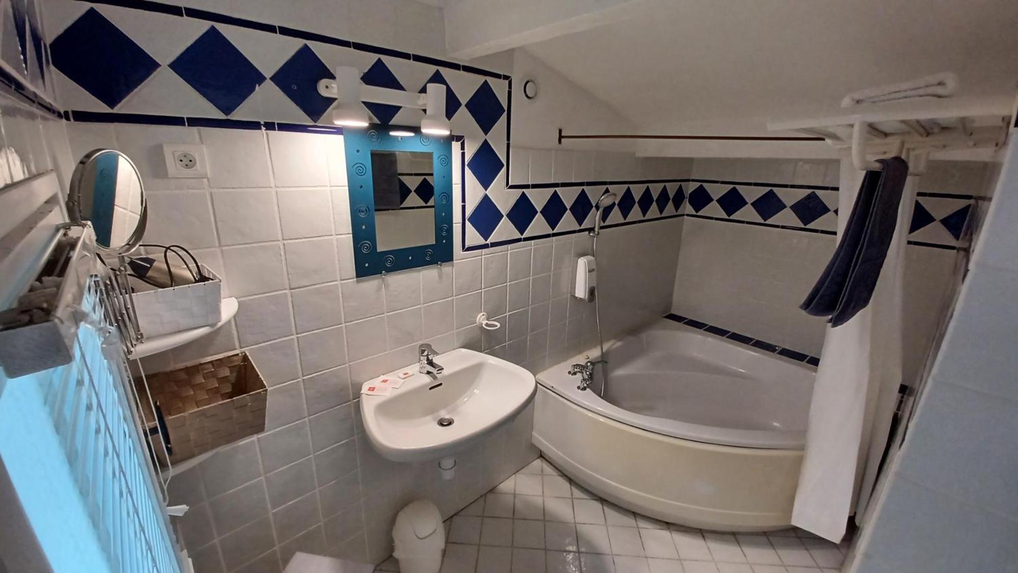 Bel Valen Hotel